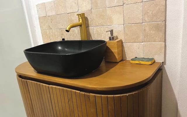 Private Room for Rent - 15 Minutes to Paris City Center