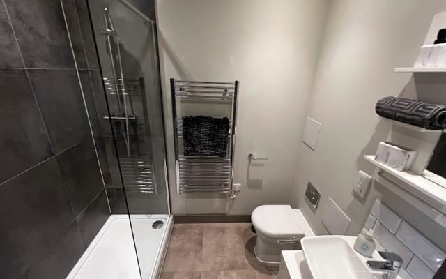  Maidstone, Week Street, Maidstone