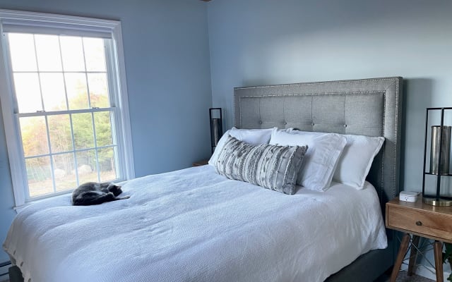 Private bedroom on Colcord Hill