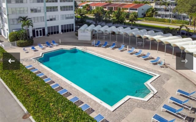 Direkter Bayview in North Miami Beach gelegen