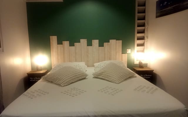 Ô21 T2 apartment with terrace, magnificent sea and mountain views