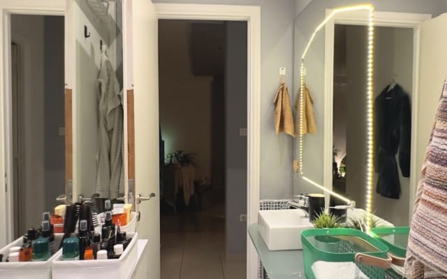 O seu esconderijo em Atenas - Praias gays e bons momentos.