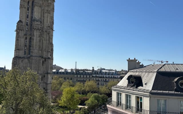 Central apartment with view.