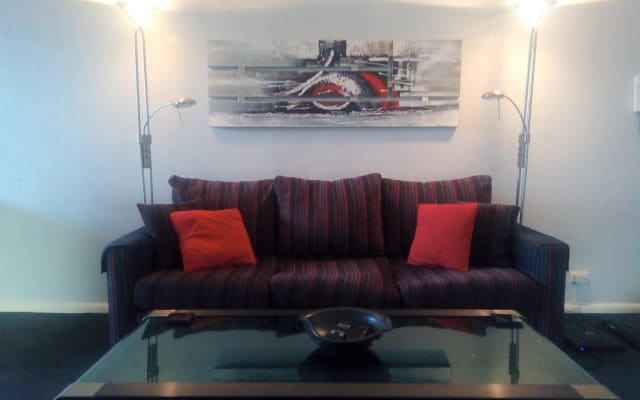 VUE ! City/Anzac Bridge/Blue Mountains - 1BR dans 2 BR Apt à Annandale