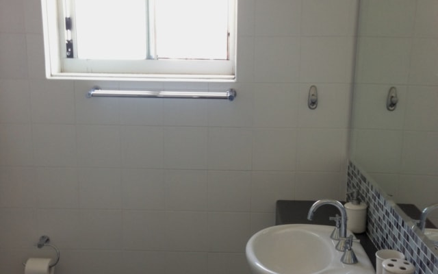 VUE ! City/Anzac Bridge/Blue Mountains - 1BR dans 2 BR Apt à Annandale - Photo 18