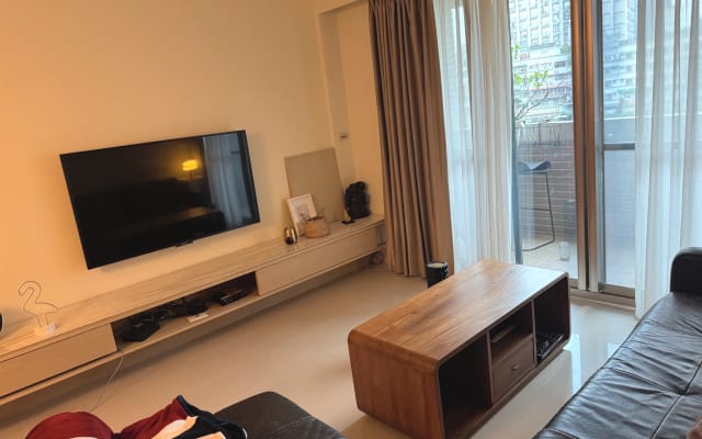 Tranquilo apartamento con terraza a solo 15 min andando del metro