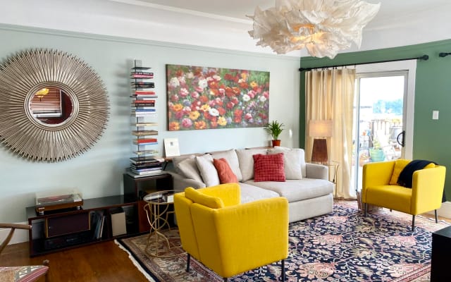 Eduard's listing on misterb&b - The living room