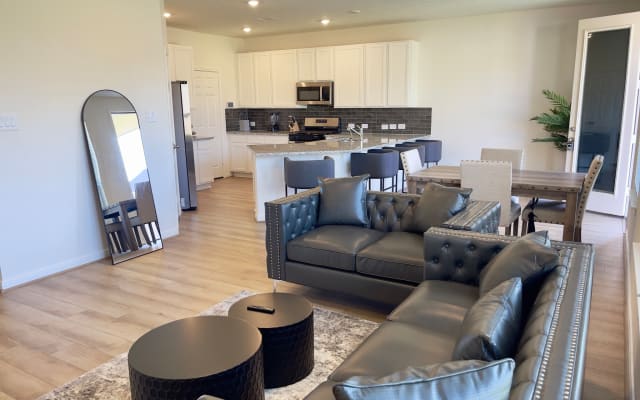 Modern Comfort in the Heart of Cypress