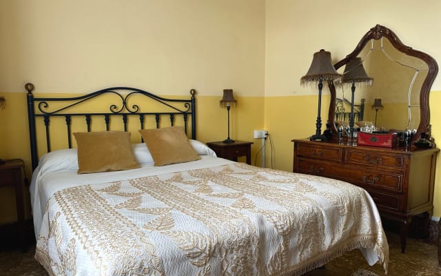 Chambre dans une maison rurale à Valdovińo. Le naturisme est autorisé.