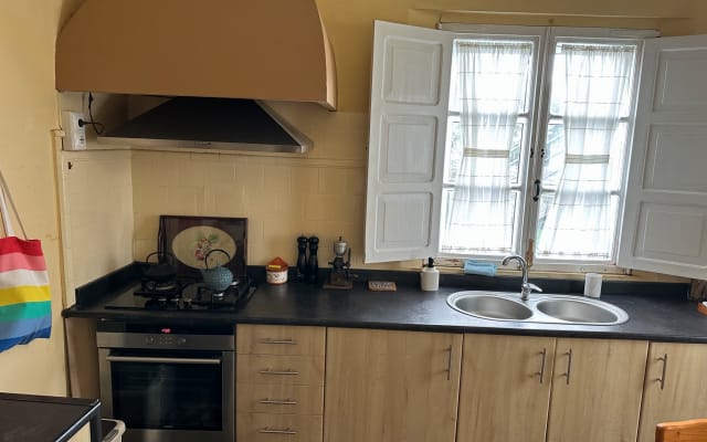 Chambre dans une maison rurale à Valdovińo. Le naturisme est autorisé.