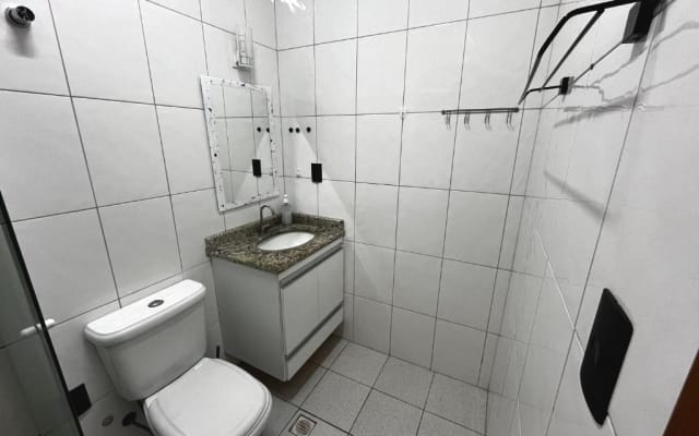 Suite mit Kingsize-Bett und Wi-Fi in Strandnähe