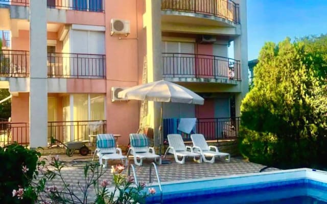 Pet-friendly 1 bedroom apartment near Sunny Beach, Bulgaria