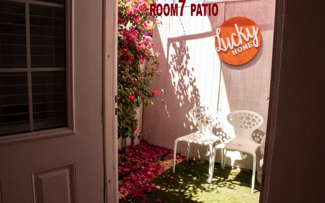 Suite com kitchenette, pátio privado, aceita animais de estimação...
