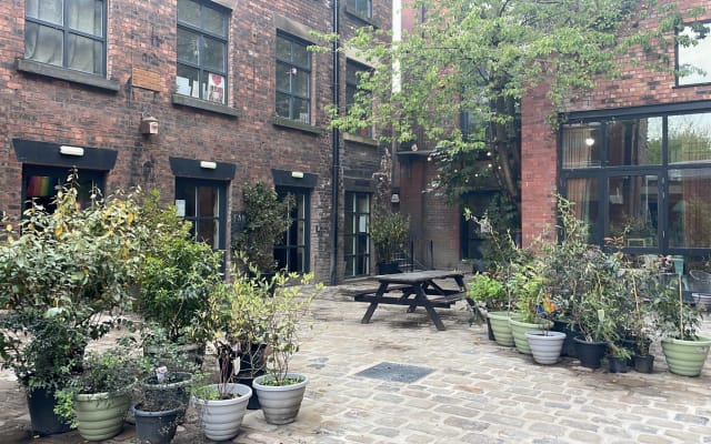 2nd of 3 rms in Creative queer sanctuary artist-run Islington Mill - Picture 7