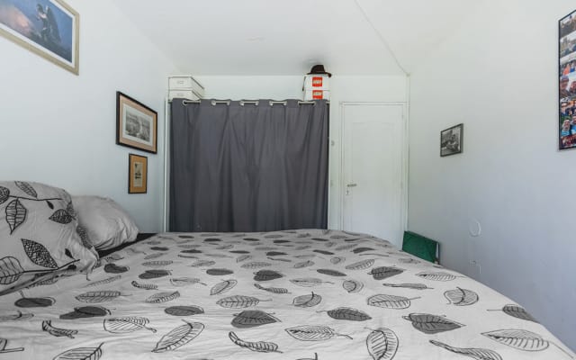 Peaceful room 20 minutes from the Marais