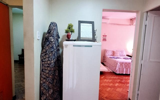 L'annuncio di Gonzalo su misterb&b - foto do corredor + geladeira com freezer