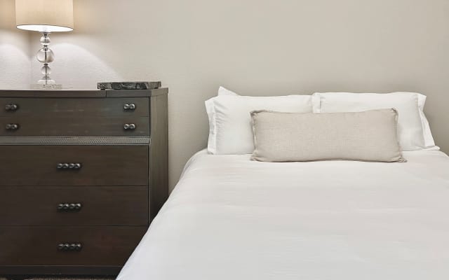 1-Bedroom Retreat, near Downtown & Bishop Arts