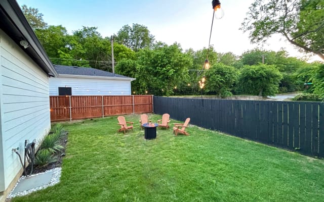 1-Bedroom Retreat, near Downtown & Bishop Arts