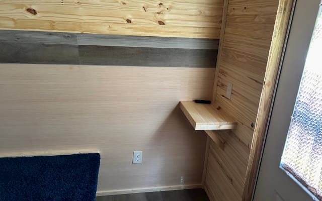 Eine Hütte ohne Kleiderzwang WEC 5miles Away H