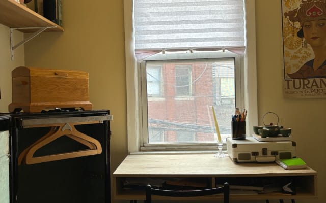 Chambre privée pittoresque au centre de Boystown !