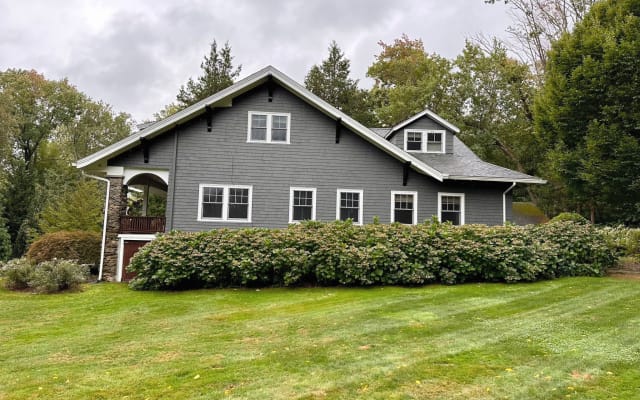 Stilvolles Privatzimmer & Bad | Helles Craftsman Home - Foto 12