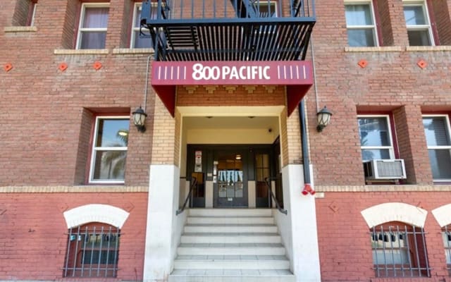 Cozy Condo in Downtown Long Beach