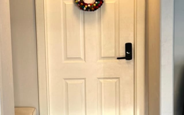 Newly Remodeled1bd/1ba | Free Parking, Private Backyard, Workspace - Picture 6
