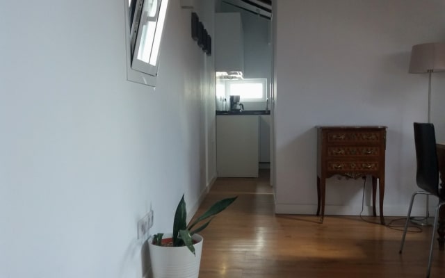 Appartement dernier étage rénové, à 10 minutes de la Plaza Mayor