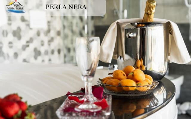 Sea View Apartments - "Black Pearl"