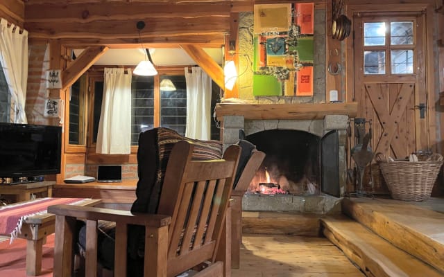 Chalet douillet dans les bois