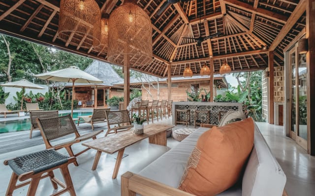 KAJU Villa Boutique Balinese Cabins