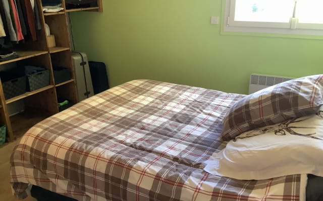 Habitación en un bonito dúplex cerca del centro de la ciudad