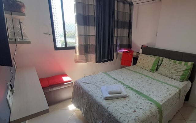 Room on Barra beach in mega apartment, complete infrastructure