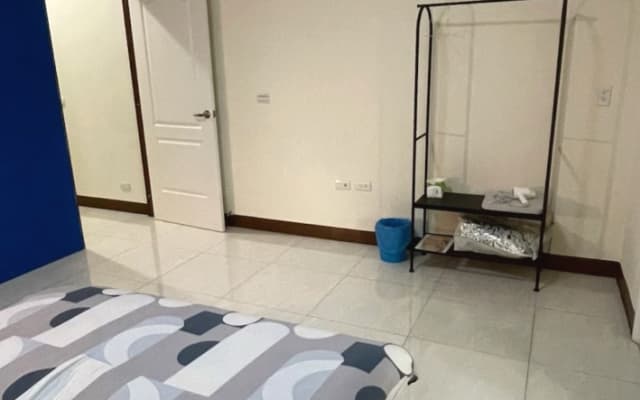 Accogliente e tranquilla piccola suite nel centro 市中心舒適寧靜小小窩