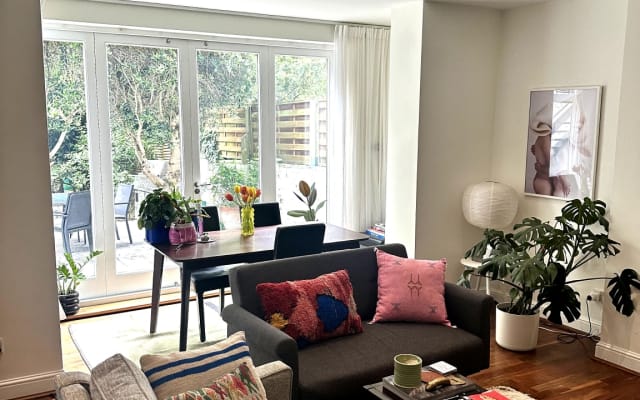 Relaxed Double Room in Garden Flat – Canonbury/Islington