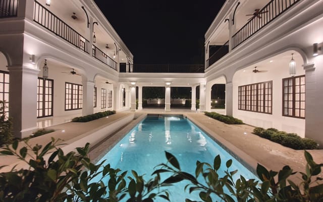 Private Pool-Villa im Kolonialstil nur 15 Minuten vom Flughafen CNX...
