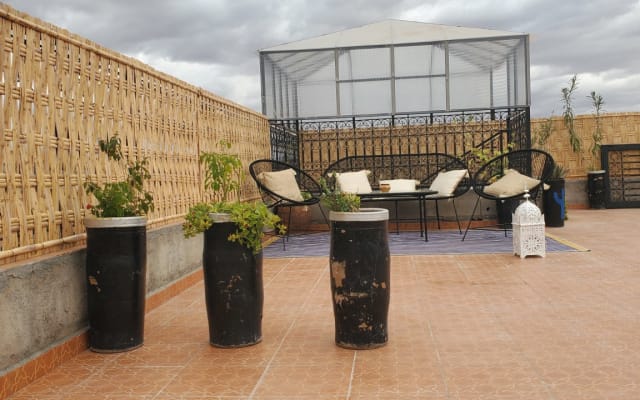 Riad modern 5 rooms 10mn walk from djemaa el fna