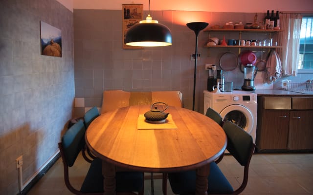 Amplio y luminoso apartamento de los años 70 en el casco antiguo. - Foto 13