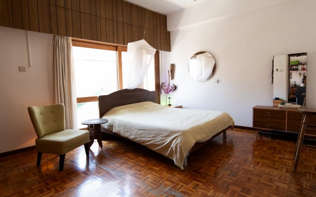 Amplio y luminoso apartamento de los años 70 en el casco antiguo. - Foto 9