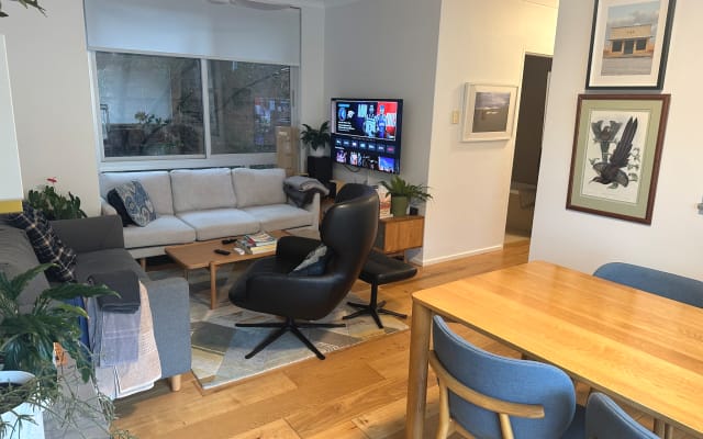 Sunny private room in naturist/nudist shared Bondi apartment  - Picture 13