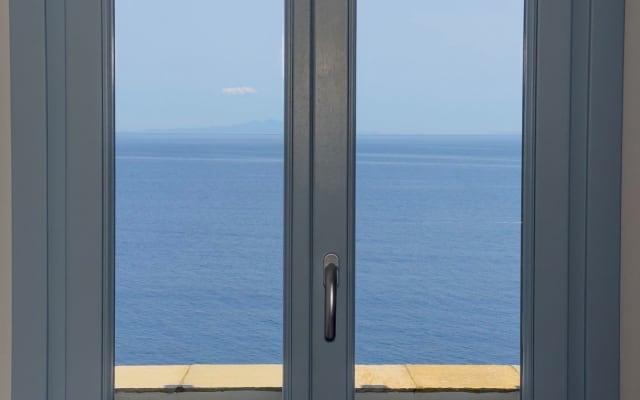 Sea side location Studios  - Picture 6