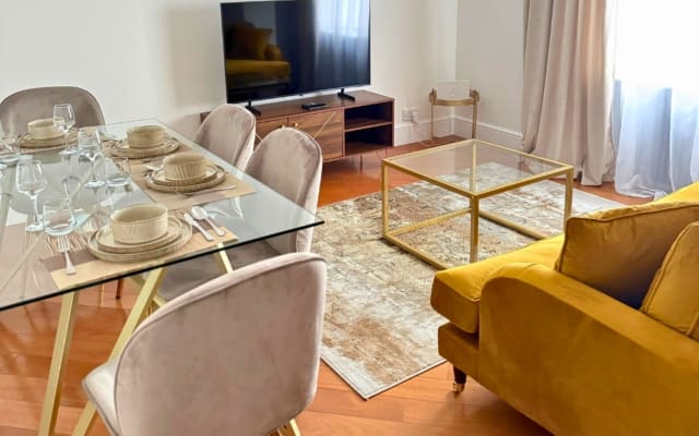 Stylish Hyde Park Flat | Central London Comfort & Charm