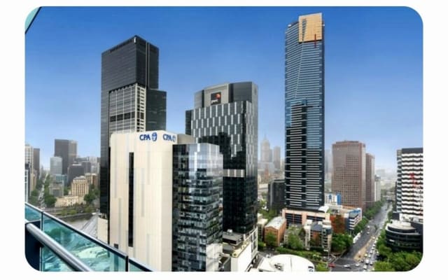 Nudist / Clothing Optional Guest Room in Gorgeous Southbank Apartment - Picture 18