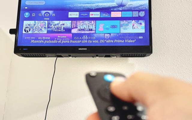 Fel y betos Inserat auf misterb&b - Netflix, Disney, MAX,... podrás acceder al contenido con tu cuenta personal.