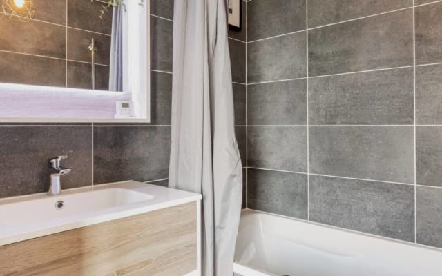 Private Elternsuite mit Balkon