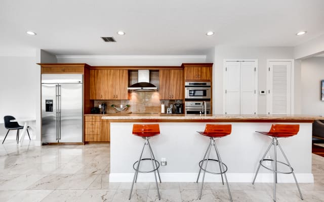 NEW 3-Story Townhome mit Pool Zimmer Expansive Balkon von Las Olas