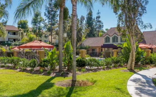Cozy Home in Laguna by the Beach - Picture 7