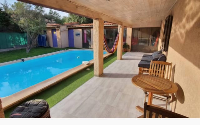 3-bedroom villa with pool and BBQ