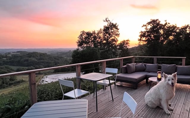 Bed and breakfast con vista sui Pirenei, tra le montagne e l'oceano