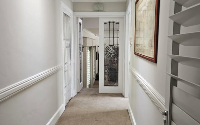 Centrally located beautiful spacious apartment - Picture 8